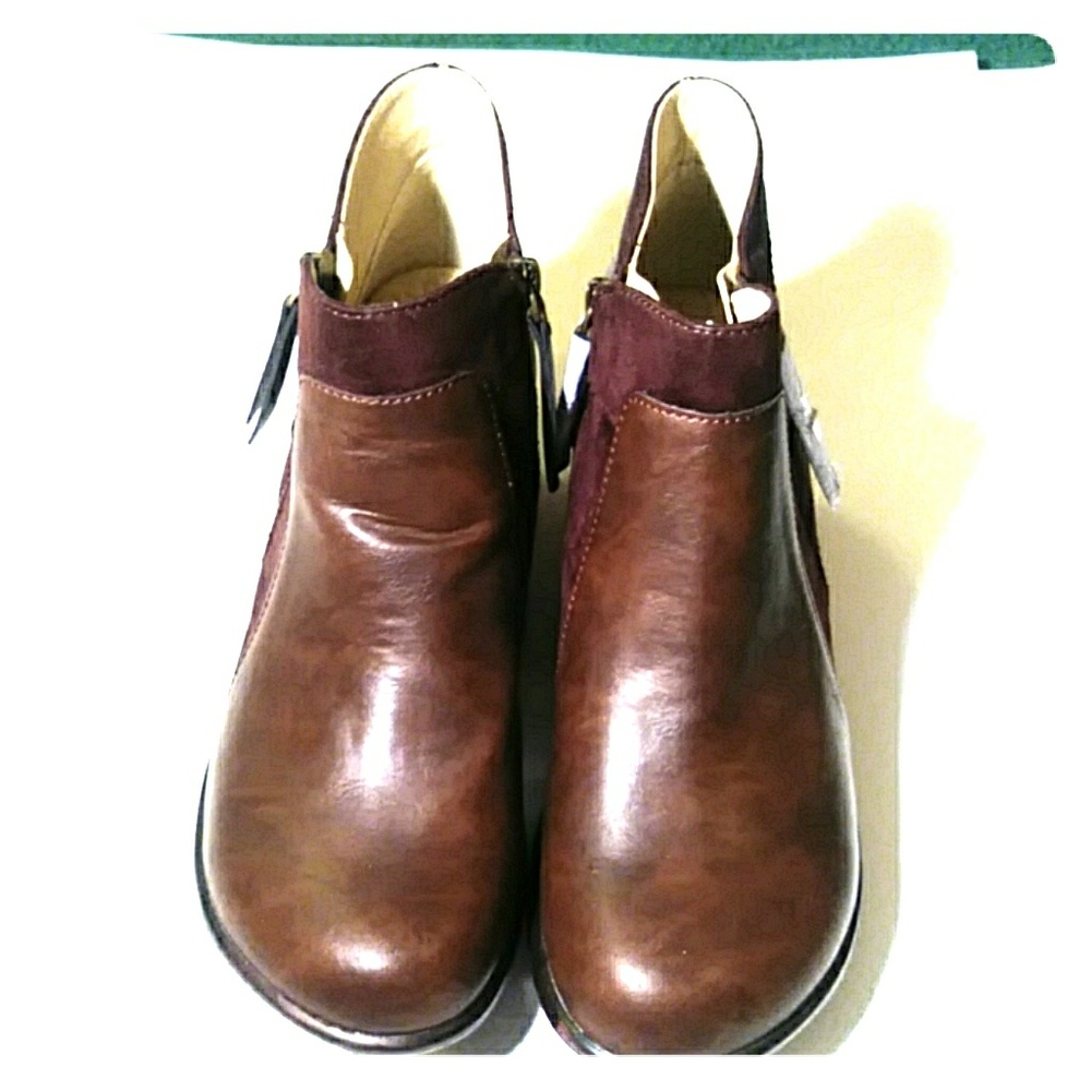 Jambu Rich Brown Leather Ankle Booties